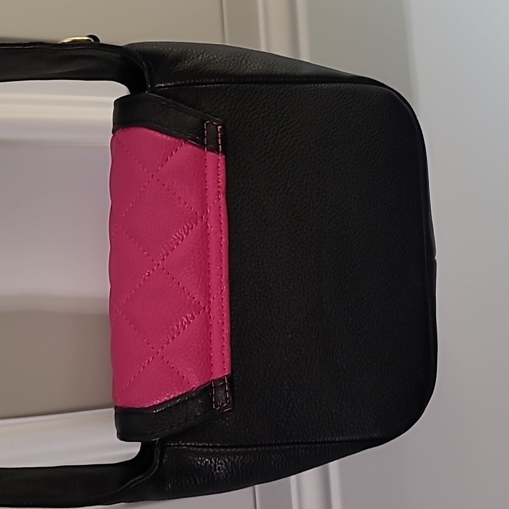Betsy Johnson Crossbody - Picture 4 of 8